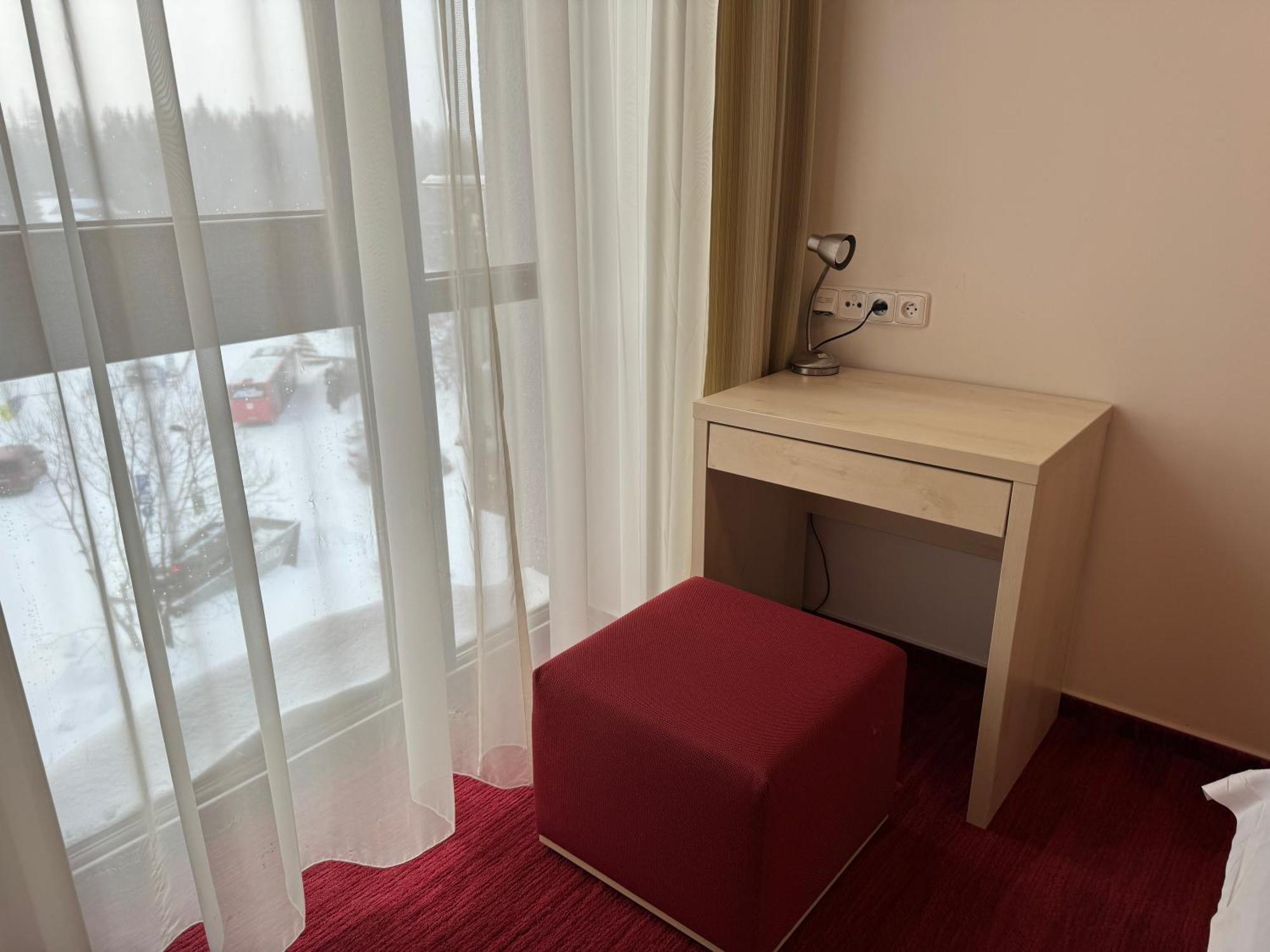 Apartment With Mountain View In Hotel Crocus, Štrbské Pleso Exterior foto