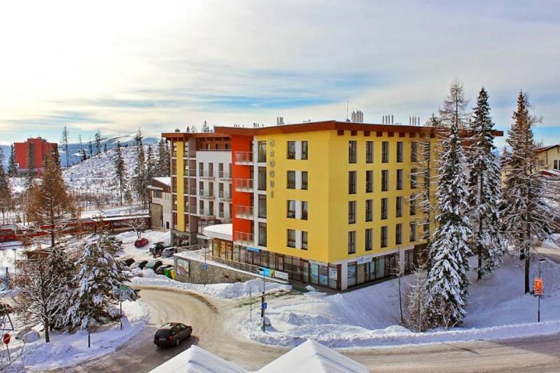 Apartment With Mountain View In Hotel Crocus, Štrbské Pleso Exterior foto